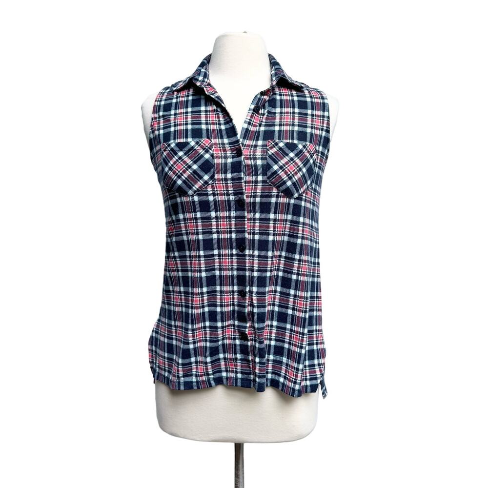 Crochet Lace Plaid Sleeveless Button Down